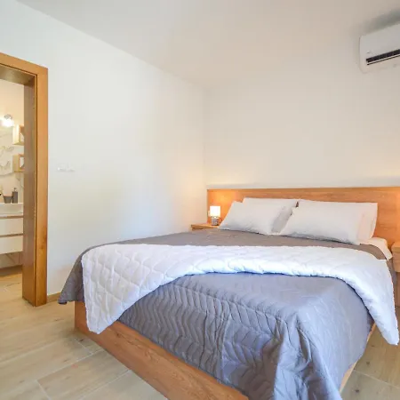 Hébergement de vacances Milena By Interhome Pakoštane