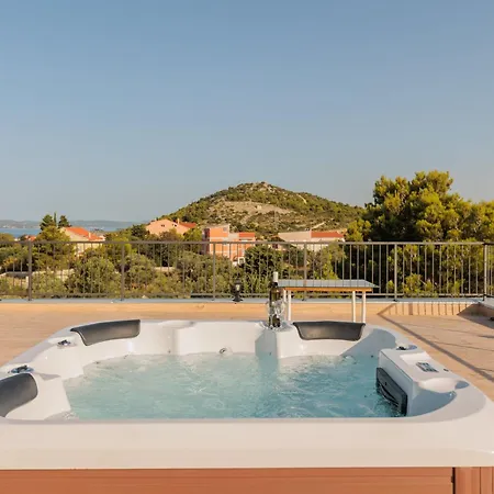 Hébergement de vacances Milena By Interhome Pakoštane